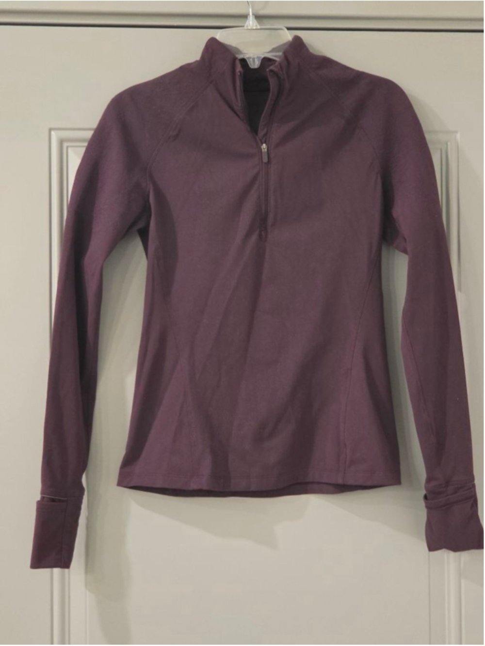 Women's Lululemon Purple Long Sleeve Tee Size 4